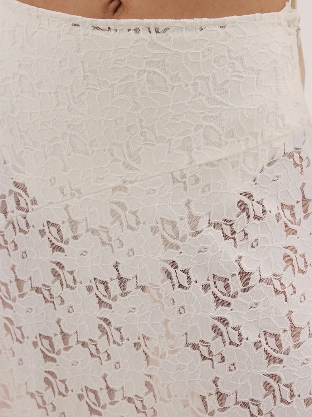 Dissh Loula White Lace Skirt - Picture 3 of 3